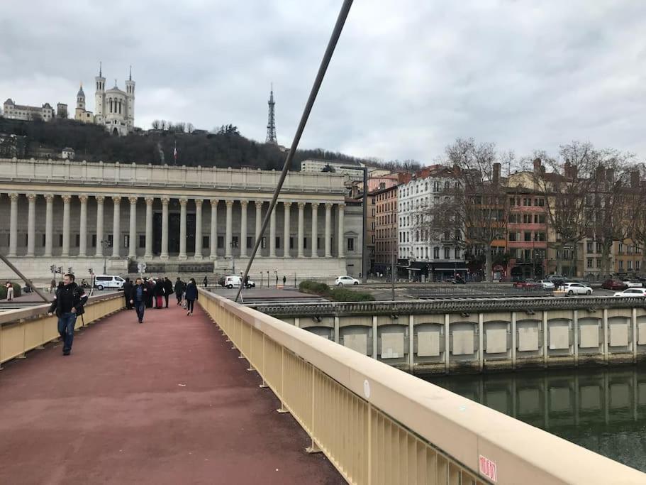 Chaleureux Studio Coeur St Jean Bellecour Лион Экстерьер фото