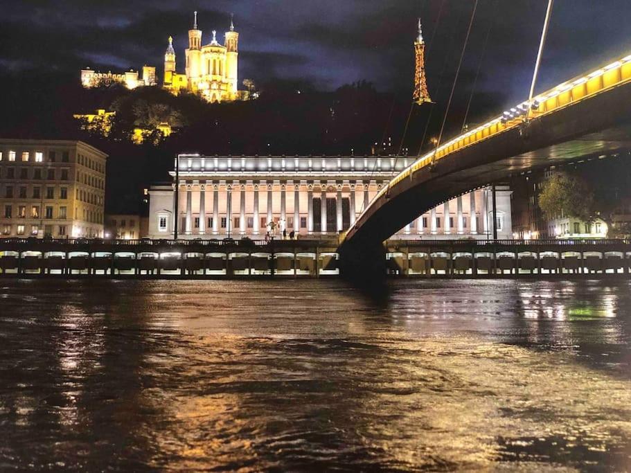 Chaleureux Studio Coeur St Jean Bellecour Лион Экстерьер фото